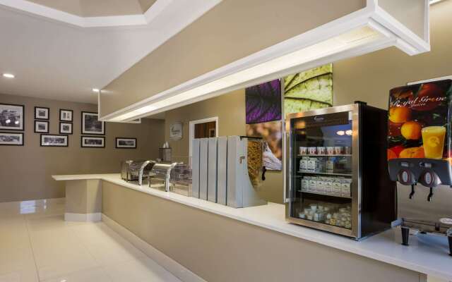 MainStay Suites Savannah Midtown