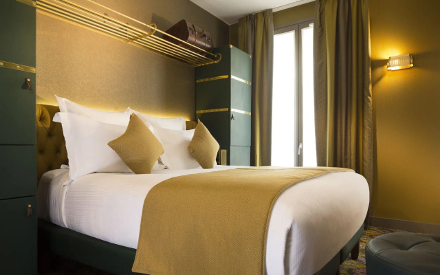 WHISTLER Paris