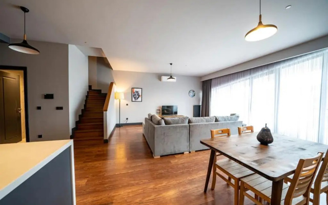 Superior, dublex residence,7/24 Security,2 bedroom ( Benesta 231 )