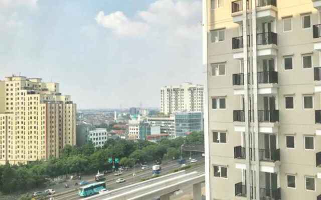 Apartment Light Signature Cawang by Eti