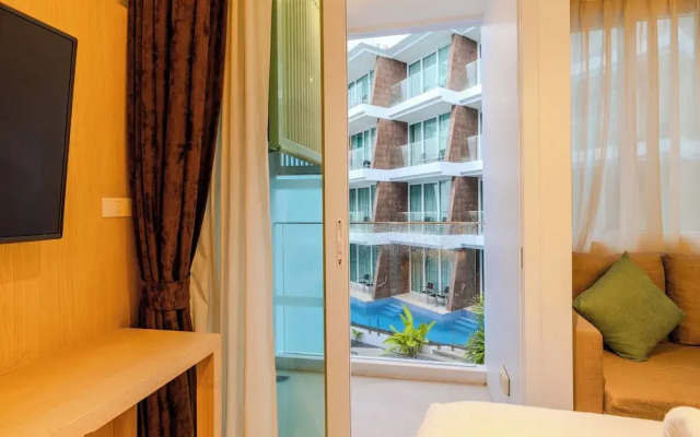 Steps from the Beach Pool View C245