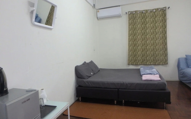 Rama 3 Sunrise Hostel