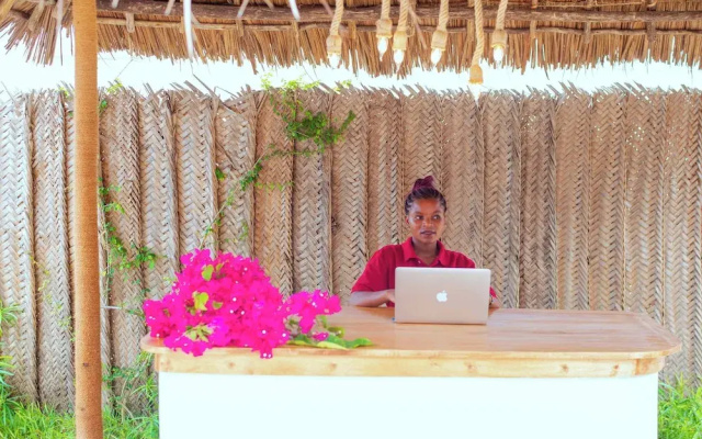 Suda Beach Lodge