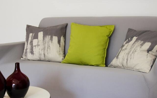 Altido House on the Lake Shore