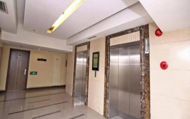 Bs Service Apartment Hotel