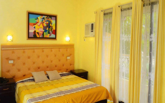 Sunny Point Hotel