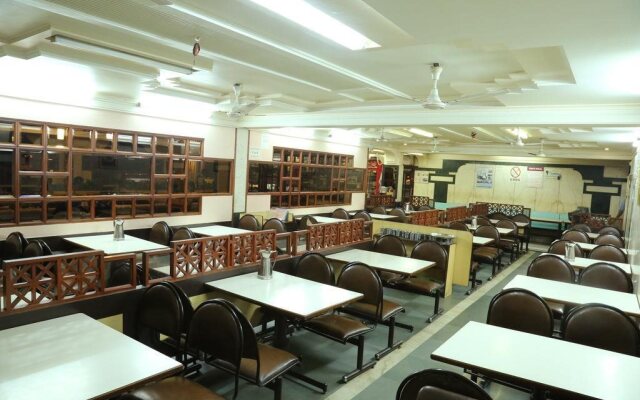 Kamats Hotel Mayura
