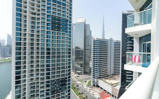 SuperHost - DAMAC Maison Prive Studios