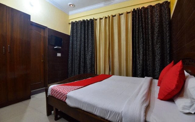 OYO 28146 Hotel Virsa