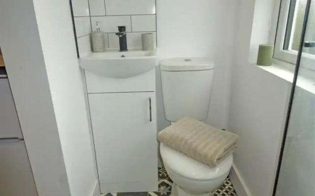 Cosy Carlisle Apartment - Ideal for Couples
