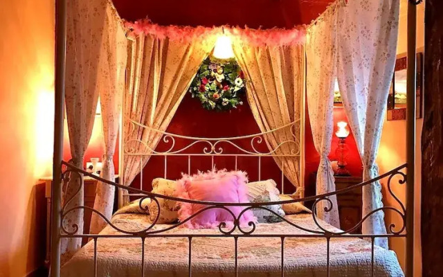 Romantic Getaway to Cuenca The Fifth