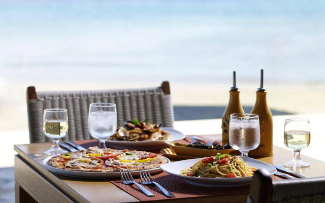 Roda Beach Resort & Spa