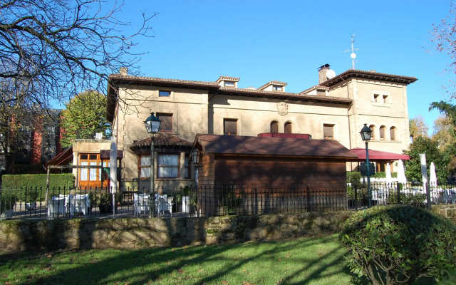 Hotel Artaza