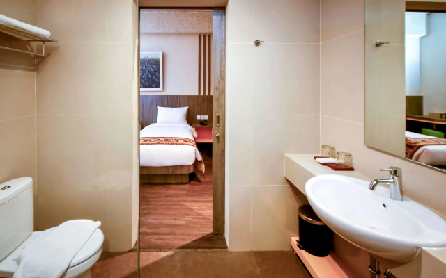 Super 8 By Wyndham Solo Indonesia