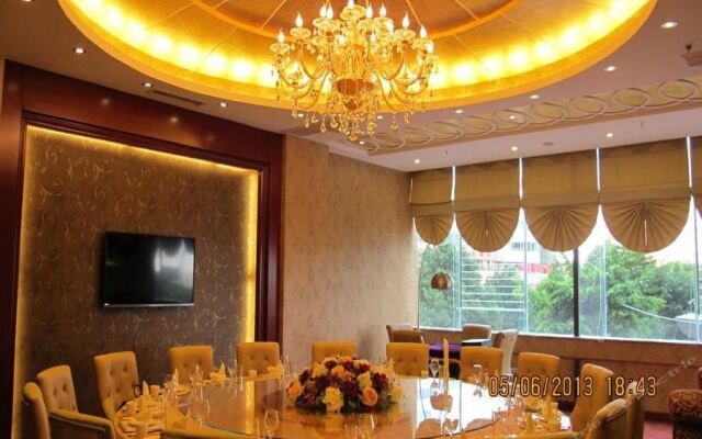 Kunming Baohai Mingzhu Hotel