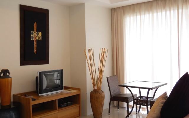 Baan Karon View