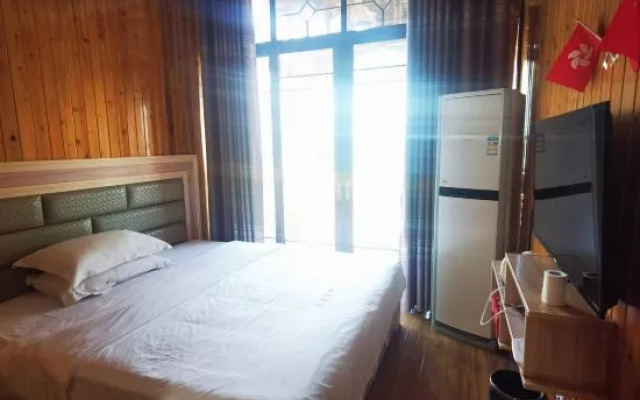 Furong Town Qizige Meisu