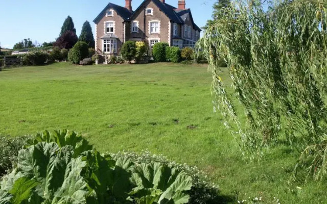 Langtry Country House