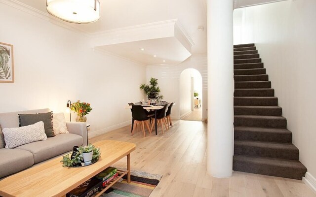 THE RENWICK - Hosted by: L'Abode Accommodation