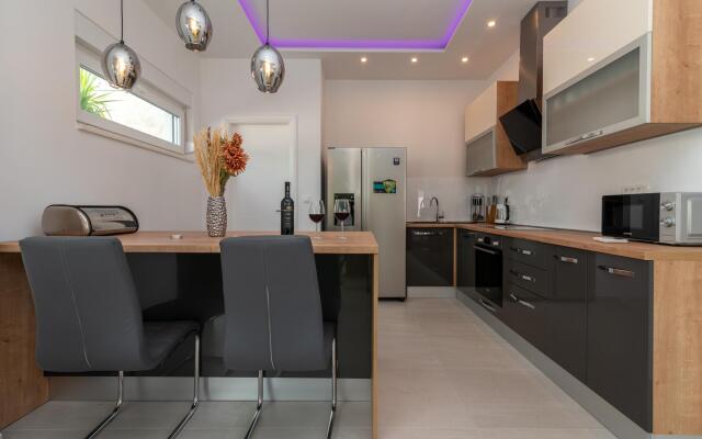Holiday home Trogir 4