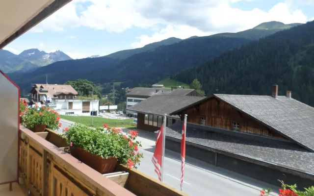 Hotel Mira