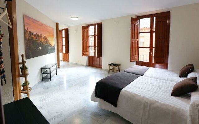 Apartamentos Reyes Católicos