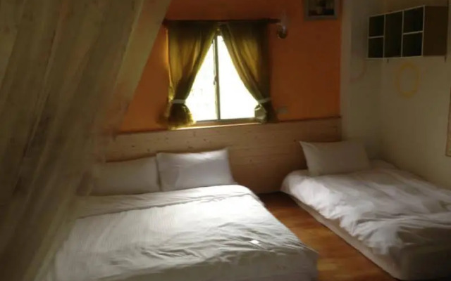 Home Here B & B