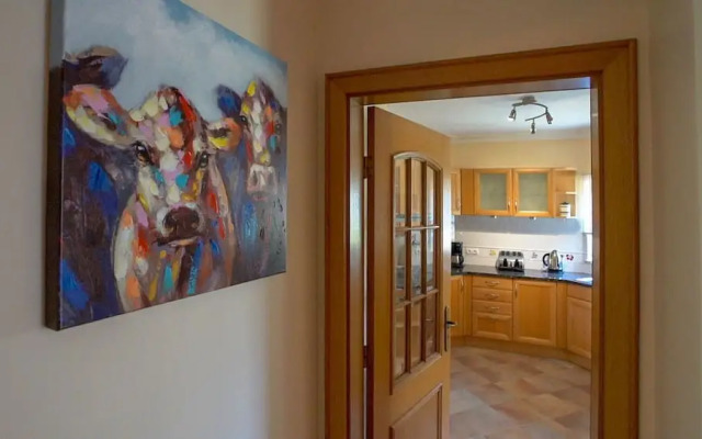49 Presa da Moura Superbly 2 Bed Townhouse Clos