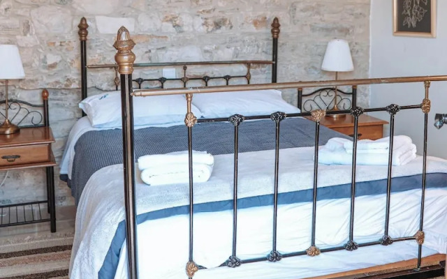 Lazaros Stonehouse