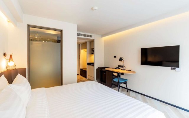 Seekers Finders Rama IV Hotel, SureStay Collection by BW