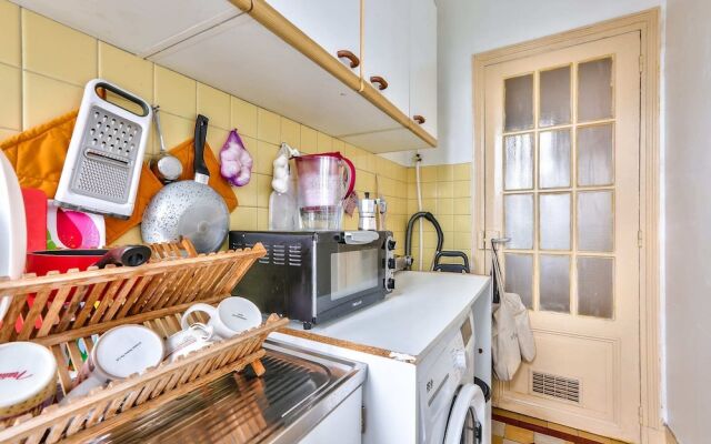 Nice Apartment Near Place de la Nation