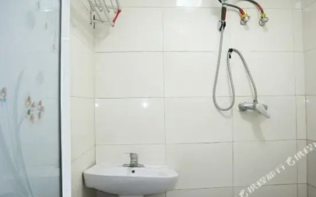 Baiheyuan Business Hostel (Currently unavailable)