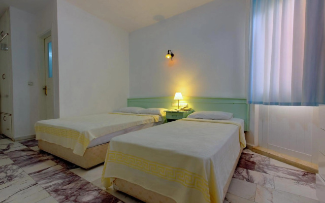 Mandalinn Hotel