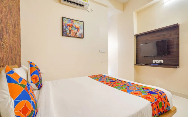 Fabhotel Grand Vista Inn