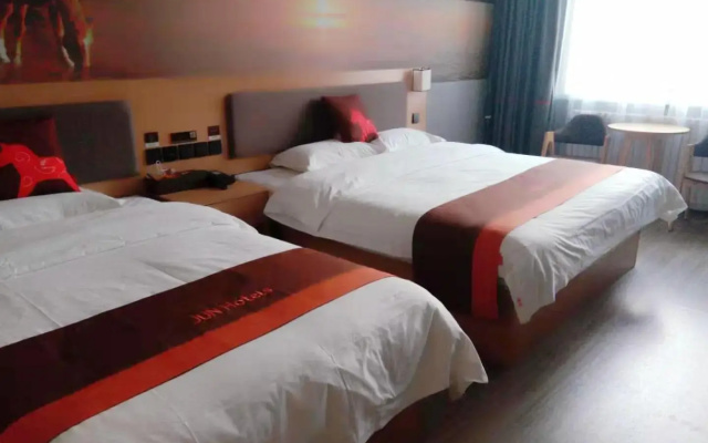 JUN Hotels Hebei Hengshui Renmin Road 13 Middle School