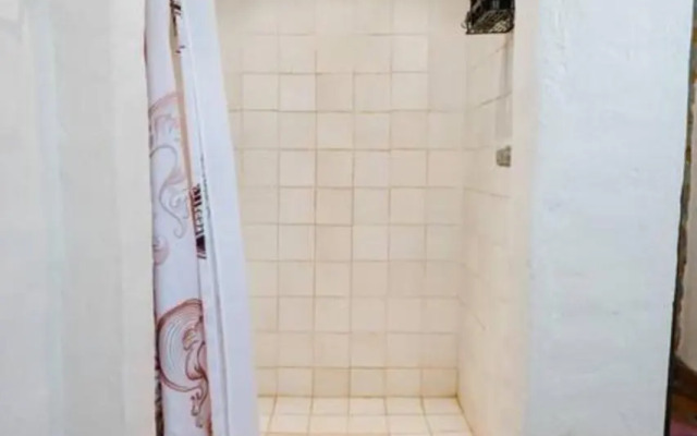 Be a Diva in the Queen's Suite at Inn Ajijic