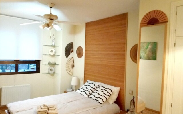 Apartment with 3 Bedrooms in Madrid, with Shared Pool