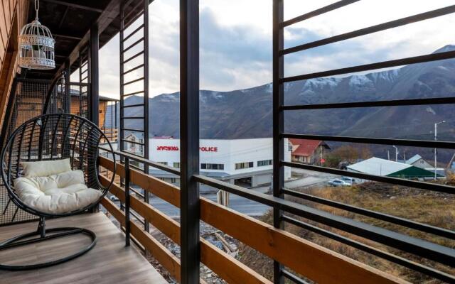 Stylish Studio Apartment with balcony