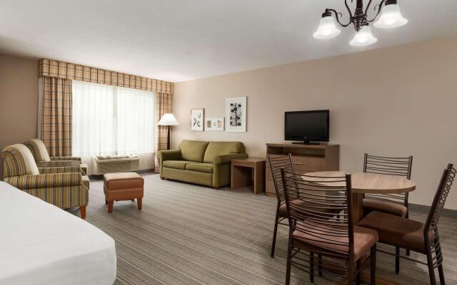 Country Inn & Suites by Radisson, Baxter, MN