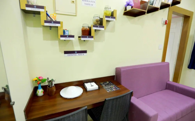 Base 9 Airport Hotel