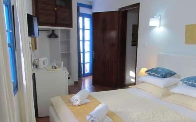 Milos Inn & Maisonette