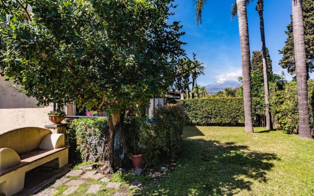 Villa Leone with Pool by Wonderful Italy