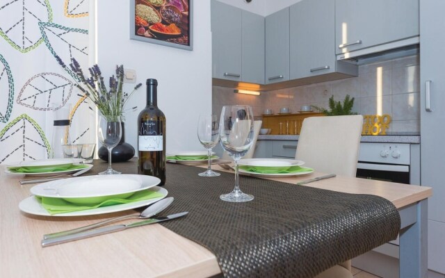 Stunning Home in Vodice With Wifi and 2 Bedrooms