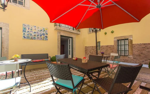 Alfama's Nest