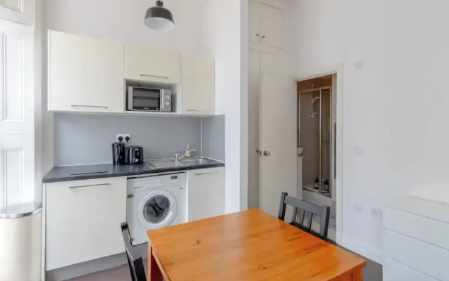 Incredibly Located Studio Flat - Camden Town