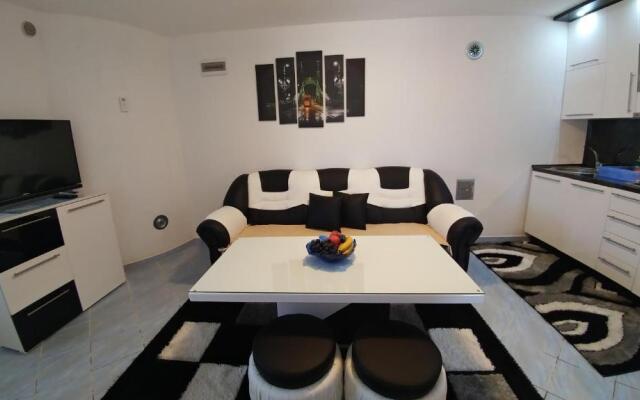 Apartments Ayla