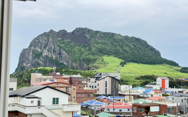 Preun Jeju Pension