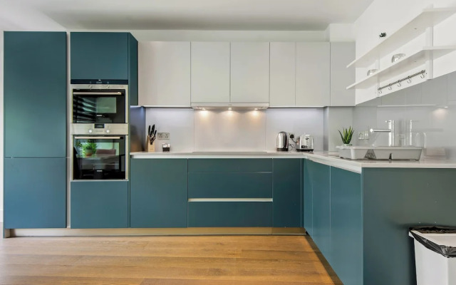 Spacious 3 Bed Apartment in Angel