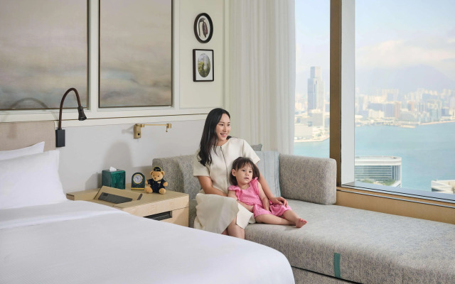 Island Shangri-La, Hong Kong