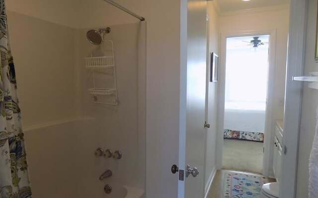 King Fens Inn - 5 Br Home